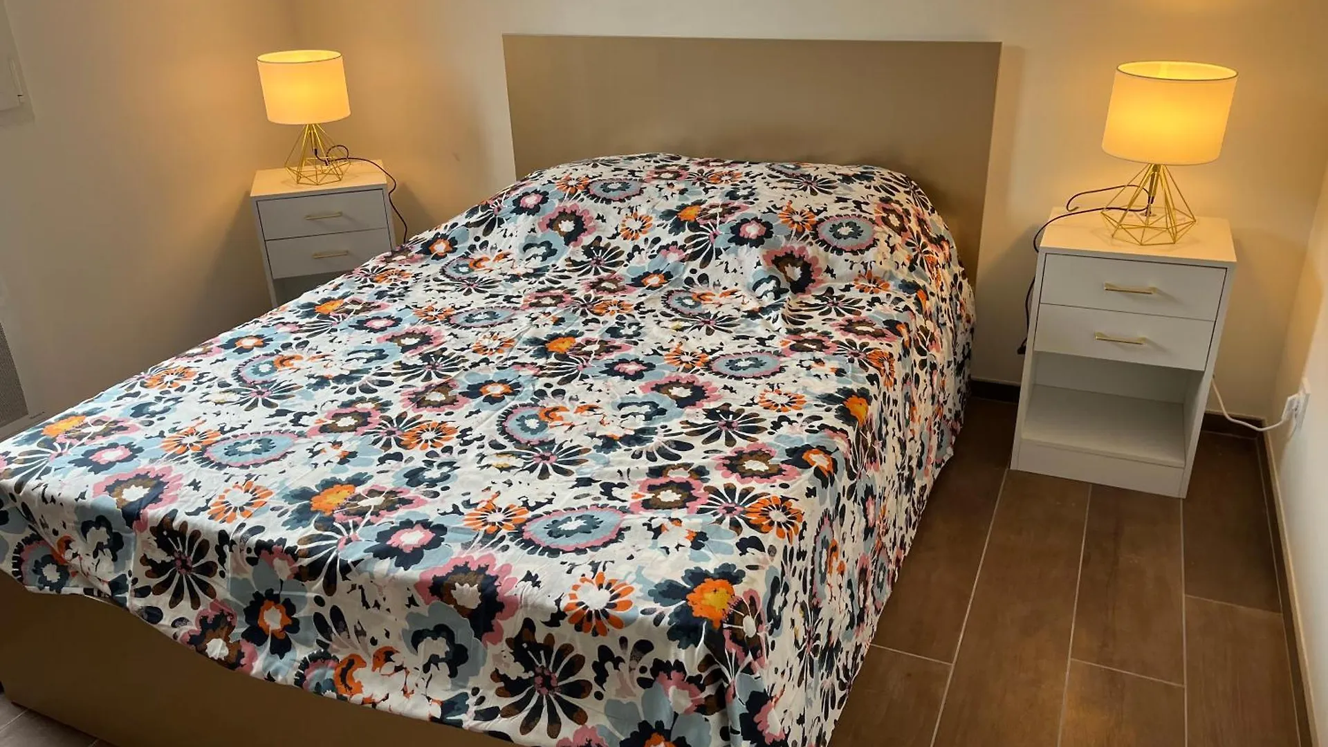 Maison Avec Piscine Interieure Privee, Buses De Spa, Jardin Clos Et Parking Aouste-sur-Sye 0*,  Francia